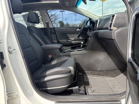 Used 2022 Kia Sportage EX image 10