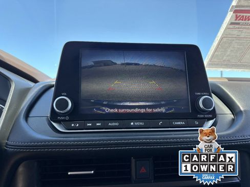 Certified 2023 Nissan Rogue SV FWD image 24