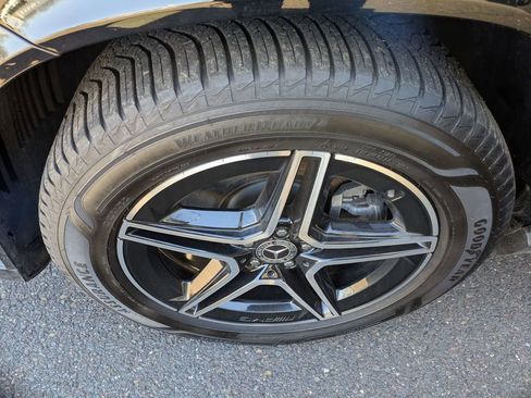 Used 2022 Mercedes-Benz GLE 450 4MATIC image 26