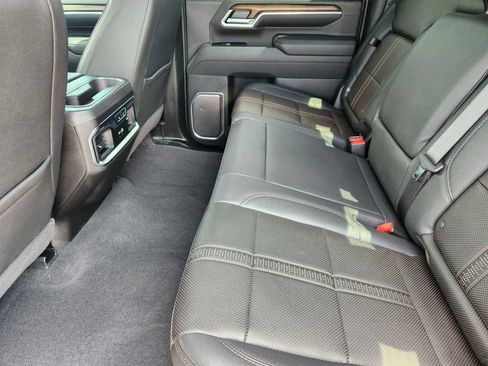 Used 2026 Chevrolet Silverado 3500 High Country w/ High Country Premium Package AWD/4WD image 31