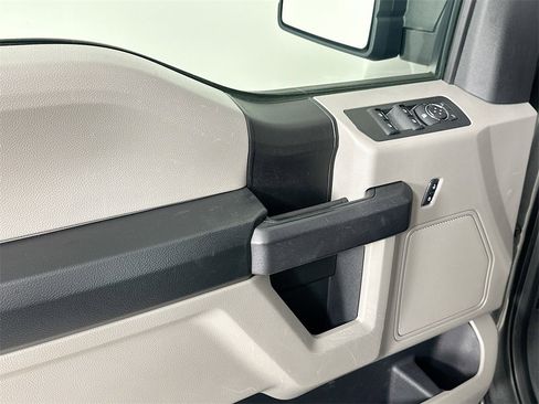 Used 2018 Ford F150 XL w/ Equipment Group 101A Mid image 15