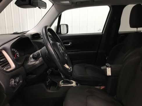 Used 2016 Jeep Renegade 75th Anniversary AWD/4WD image 5