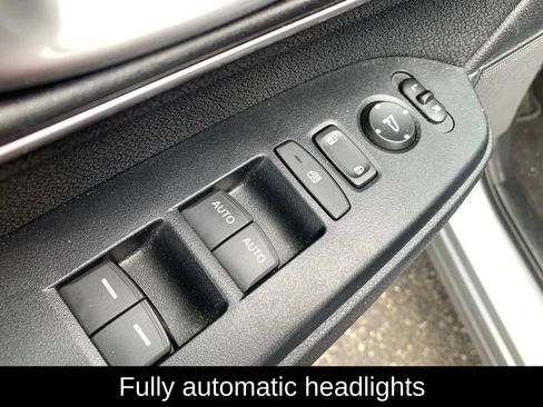 Certified 2018 Honda CR-V EX image 12