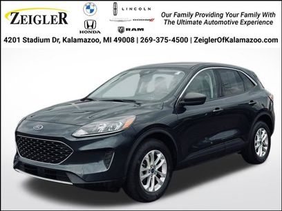 Used 2022 Ford Escape SE w/ Convenience Package