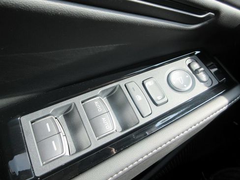Used 2025 Honda Accord Touring image 26