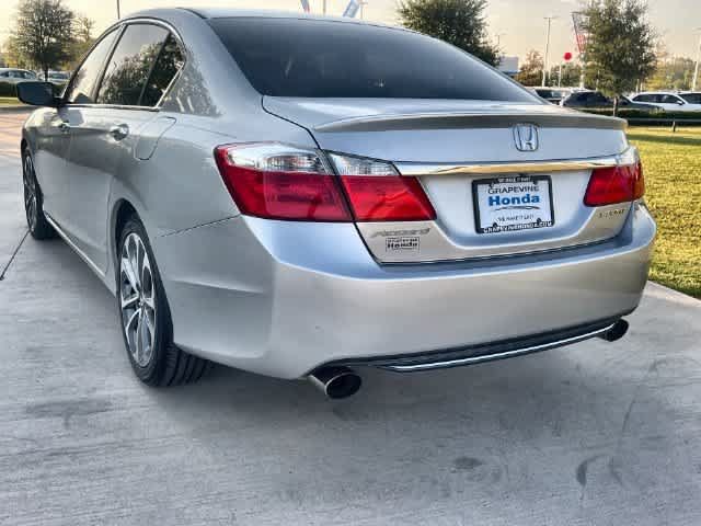 Used 2015 Honda Accord Sport image 5