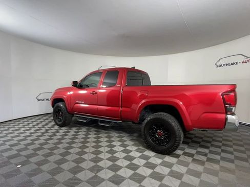 Used 2023 Toyota Tacoma SR5 w/ SR5 Appearance Package RWD image 6