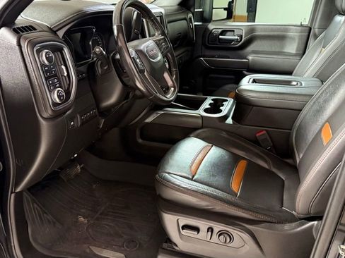 Used 2020 GMC Sierra 2500 AT4 w/ AT4 Premium Package image 12