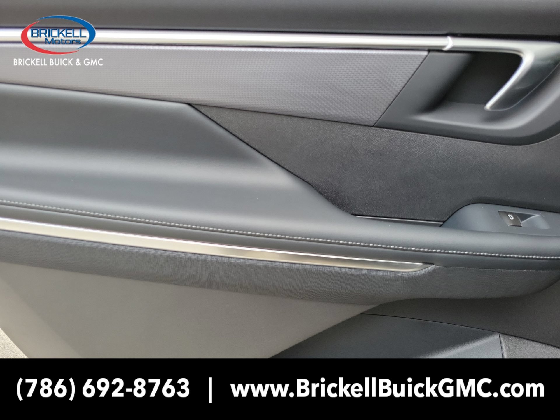 New 2026 Buick Enclave Sport Touring w/ Power Package FWD image 35