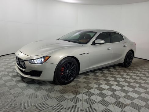 Used 2018 Maserati Ghibli image 5