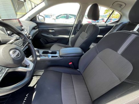 Used 2025 Nissan Sentra SV FWD image 22