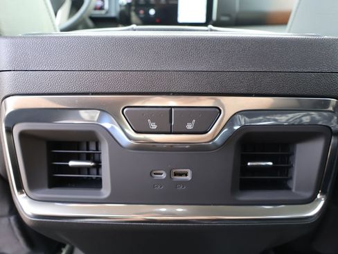 New 2026 GMC Sierra 1500 Denali AWD/4WD image 31