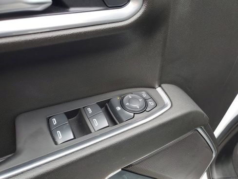 Used 2025 Chevrolet Silverado 1500 LT image 22