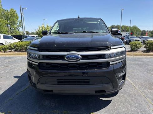 Used 2024 Ford Expedition XLT AWD/4WD image 2