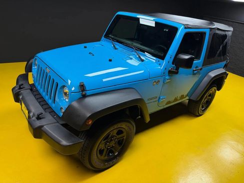 Used 2018 Jeep Wrangler Sport AWD/4WD image 33