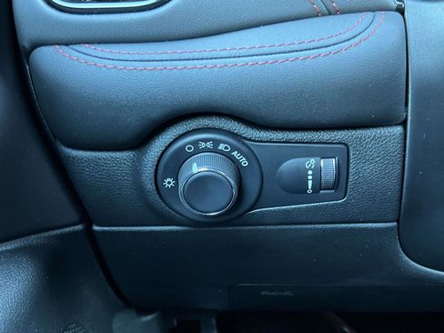 Used 2024 Dodge Durango GT image 23