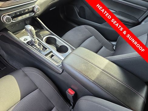 Used 2023 Nissan Altima 2.5 SV w/ SV Premium Package image 25