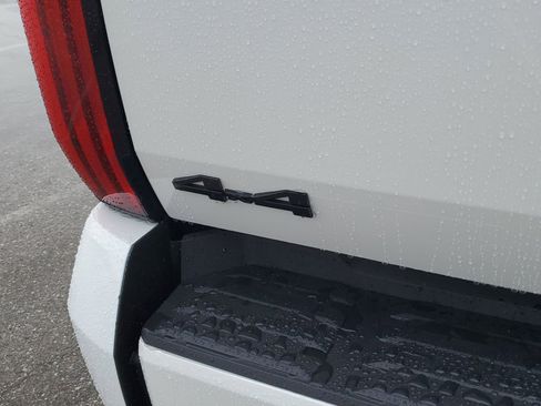 New 2026 Toyota Tundra SR5 AWD/4WD image 7