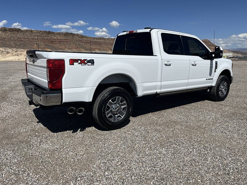 Used 2021 Ford F250 Lariat w/ Lariat Ultimate Package AWD/4WD image 3
