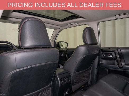 Used 2021 Toyota 4Runner TRD Off-Road Premium w/ Moonroof Package AWD/4WD image 9