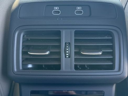 Used 2025 Audi Q5 Premium w/ Convenience Package AWD/4WD image 21