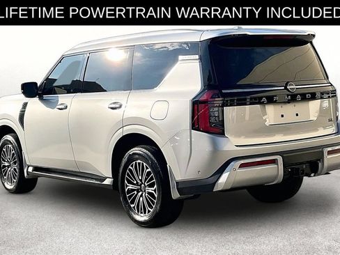 Used 2025 Nissan Armada SL w/ Captain's Chari Seat Package RWD image 11