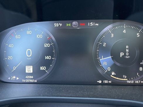 Used 2021 Volvo XC40 T5 Inscription w/ Protection Package Premier image 26