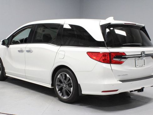 Used 2023 Honda Odyssey Elite image 8