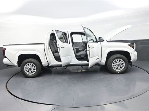 New 2026 Toyota Tacoma SR5 image 42