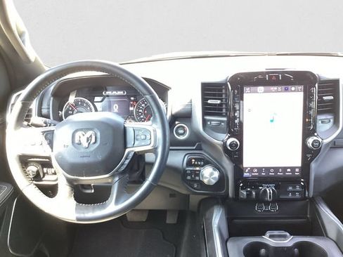 Used 2023 RAM 1500 Laramie AWD/4WD image 10