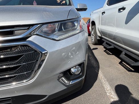 Used 2020 Chevrolet Traverse LT FWD image 8