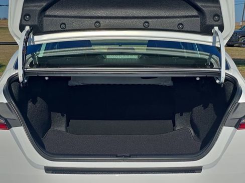 New 2026 Toyota Camry SE image 12
