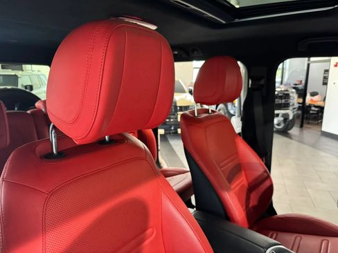 Used 2025 Mercedes-Benz G 550 image 17