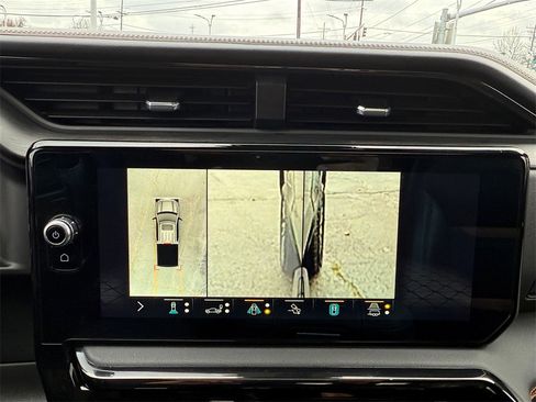 Used 2022 GMC Sierra 1500 AT4 w/ AT4 Premium Package image 20