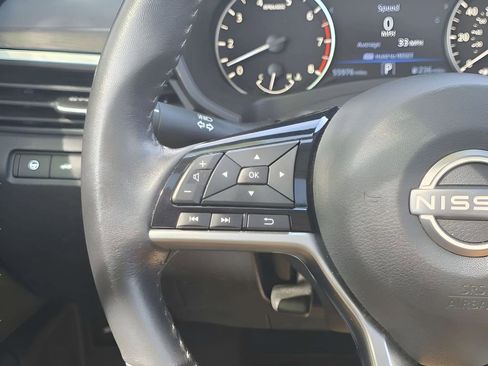 Used 2024 Nissan Altima 2.5 SV w/ SV Premium Package image 17