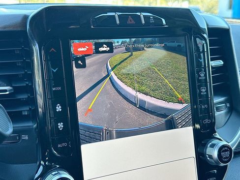 Used 2024 RAM 3500 Laramie w/ Chrome Bumper Package AWD/4WD image 14