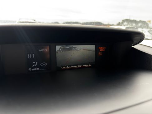 Used 2014 Subaru Forester 2.5i Touring image 16