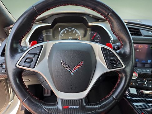 Used 2017 Chevrolet Corvette Z06 RWD image 24
