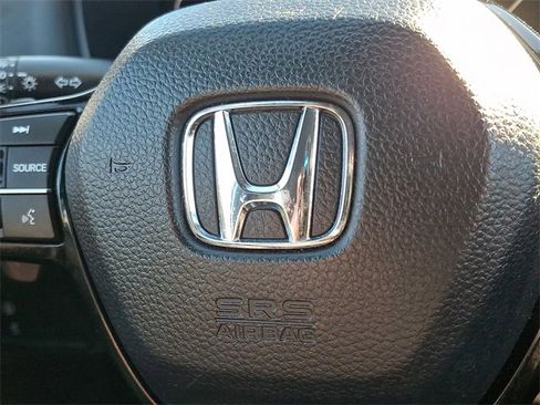 Used 2023 Honda Civic Sport image 25