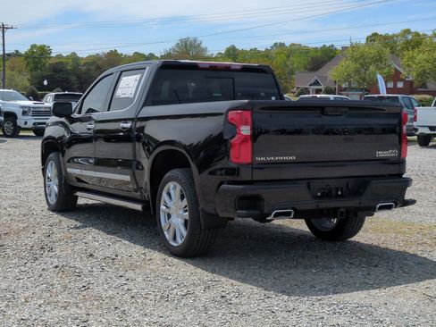 New 2026 Chevrolet Silverado 1500 High Country AWD/4WD image 7