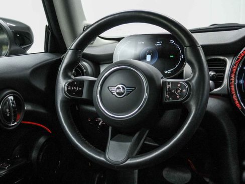 Certified 2024 MINI Cooper SE image 16