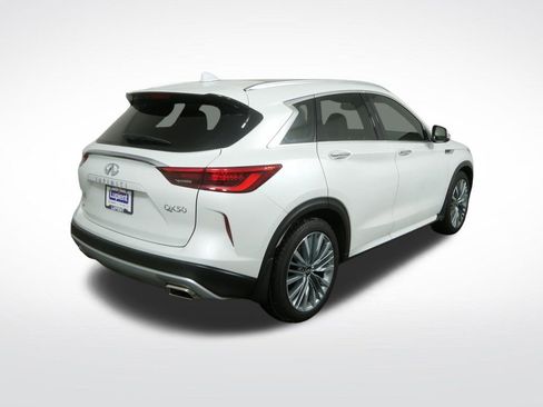 Used 2024 INFINITI QX50 Sensory AWD/4WD image 4