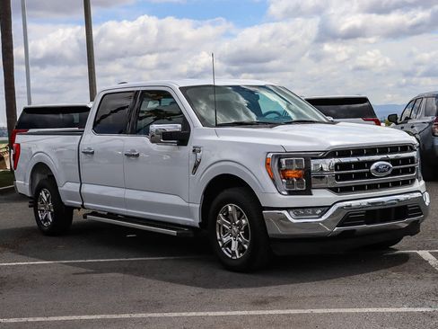 Used 2023 Ford F150 Lariat image 3