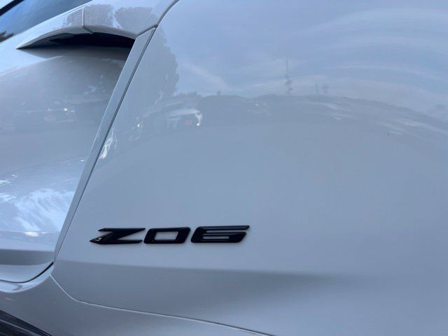 Used 2024 Chevrolet Corvette Z06 RWD image 11
