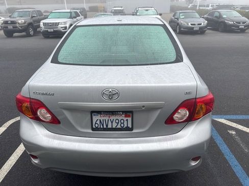 Used 2010 Toyota Corolla LE image 8