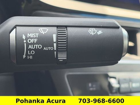 Used 2024 Lexus ES 350 w/ Premium Package FWD image 11