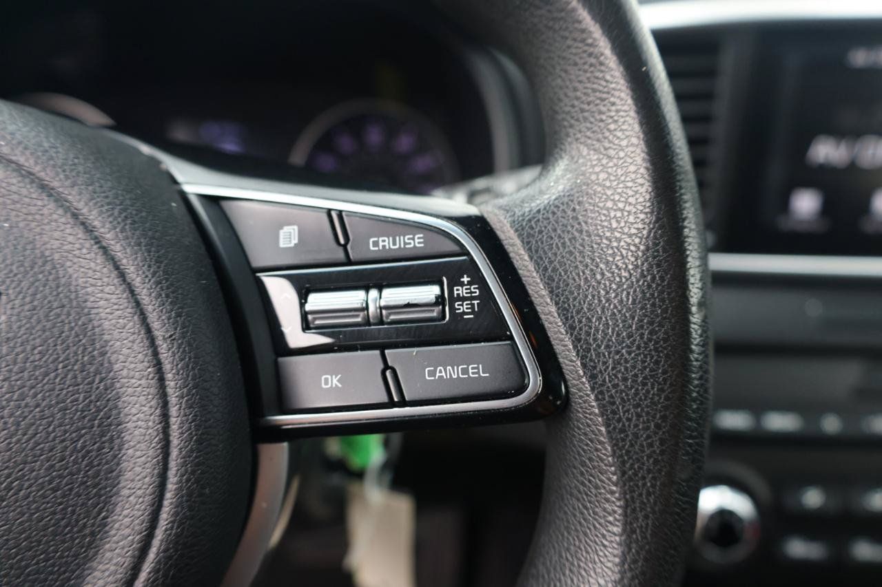 Used 2020 Kia Sportage LX FWD image 29