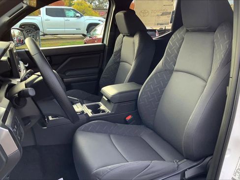 New 2026 Toyota Tacoma SR5 image 9