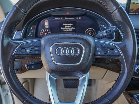 Used 2017 Audi Q7 3.0T Premium Plus image 10