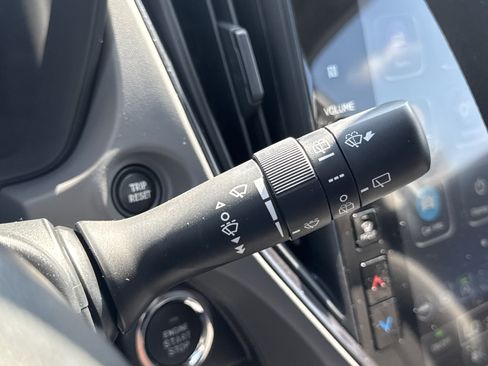 New 2026 Subaru Crosstrek 2.5i Premium AWD/4WD image 17
